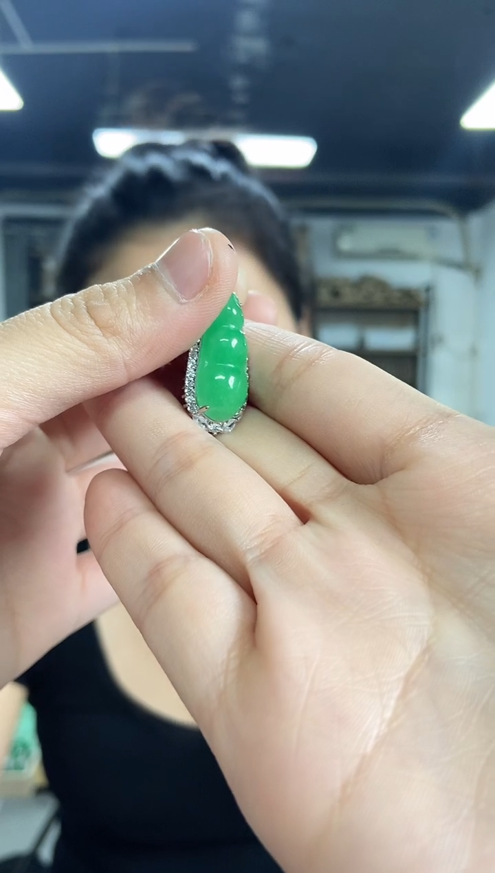 翡翠未镶嵌颈饰闪购链接多样性发其一颜色微差