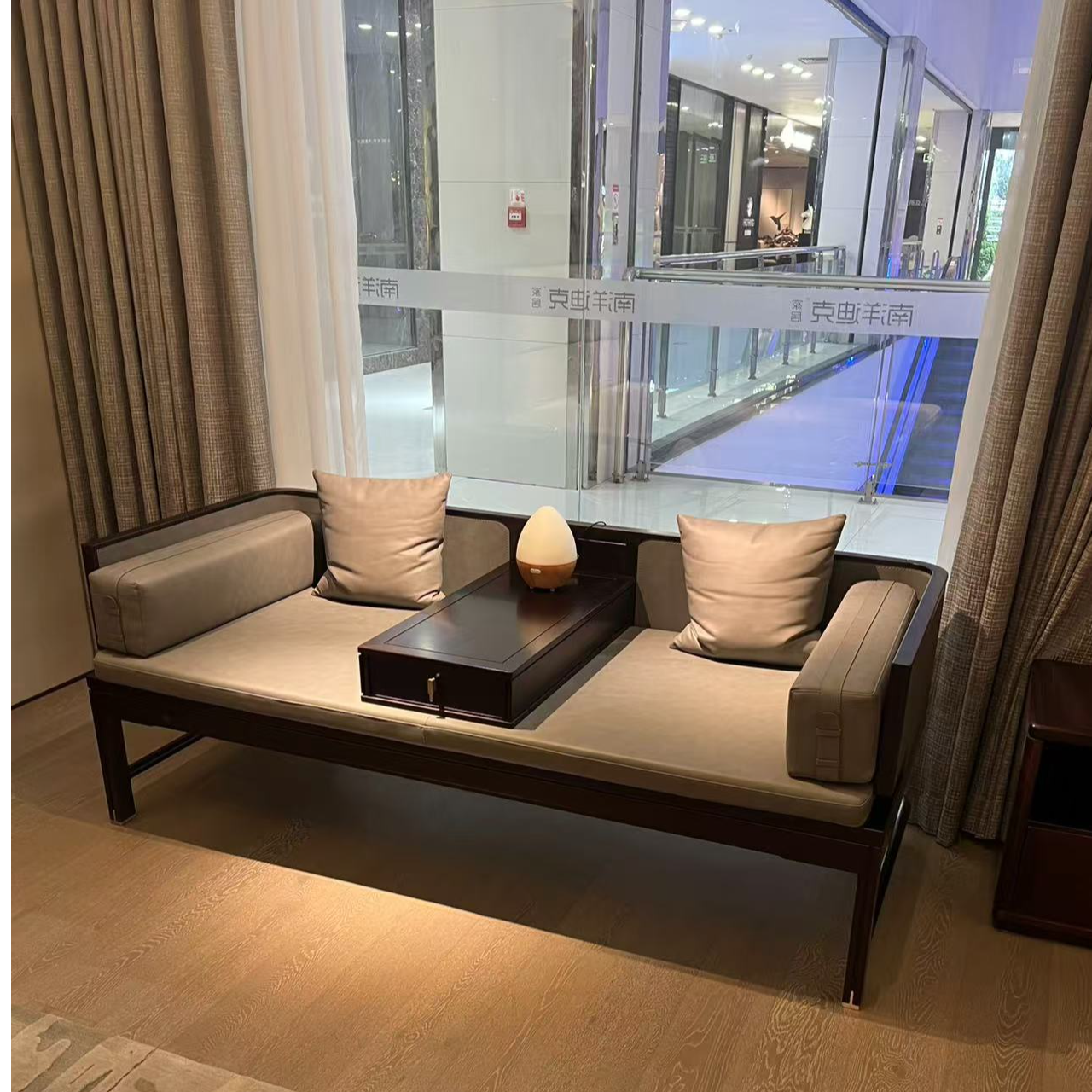 南洋迪克全实木罗汉床1.9米长 ----虎斑楝全实木新中式罗汉床