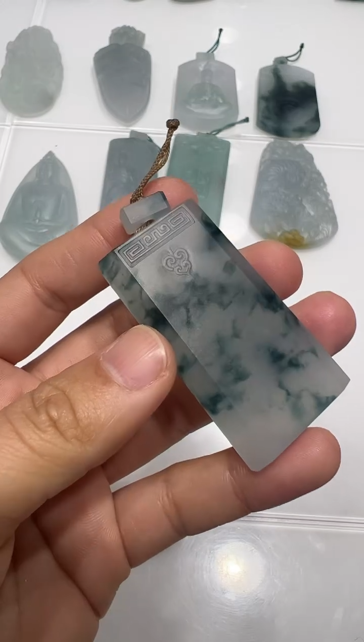 【闪购商品】定制翡翠未镶嵌无事牌