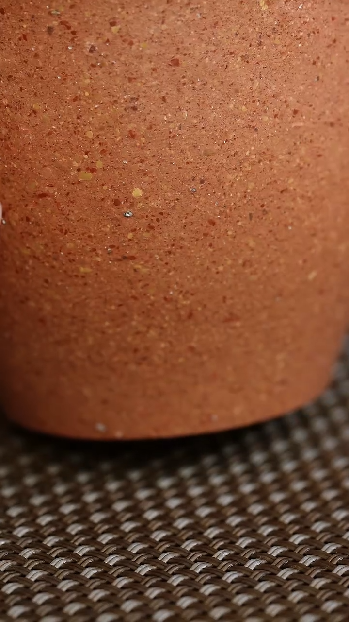 茶壶紫砂微瑕黄降坡铃铛杯170cc