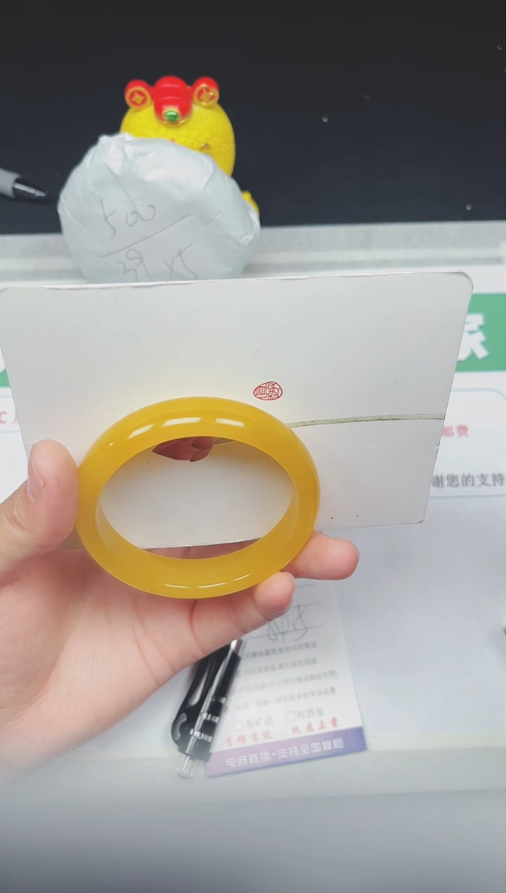 【闪购商品】石英质玉手镯未镶嵌50-54