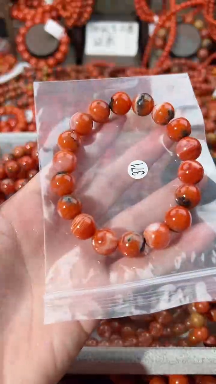 【闪购商品】南红玛瑙手串未镶嵌12+