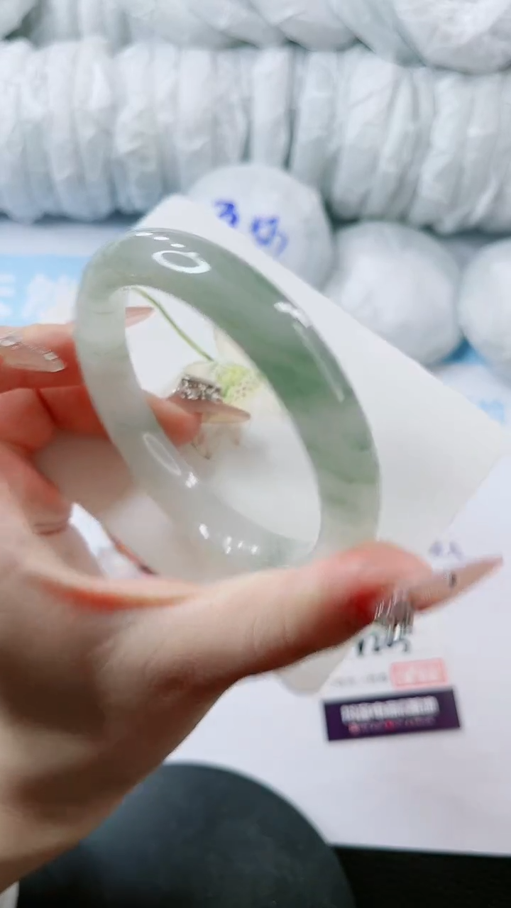 【闪购商品】石英质玉手镯未镶嵌多样性发货V206