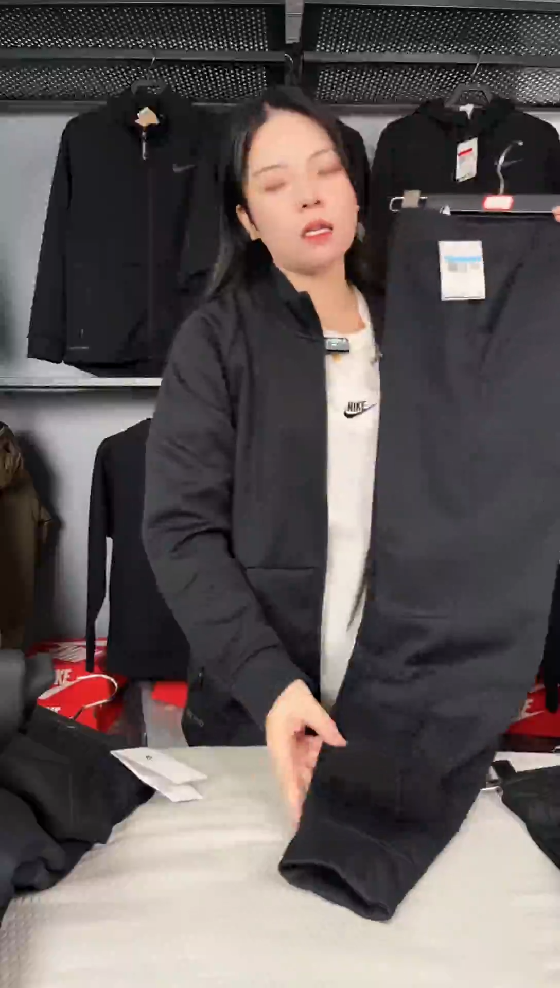 932255黑标薄绒束脚裤 L码130-150斤 