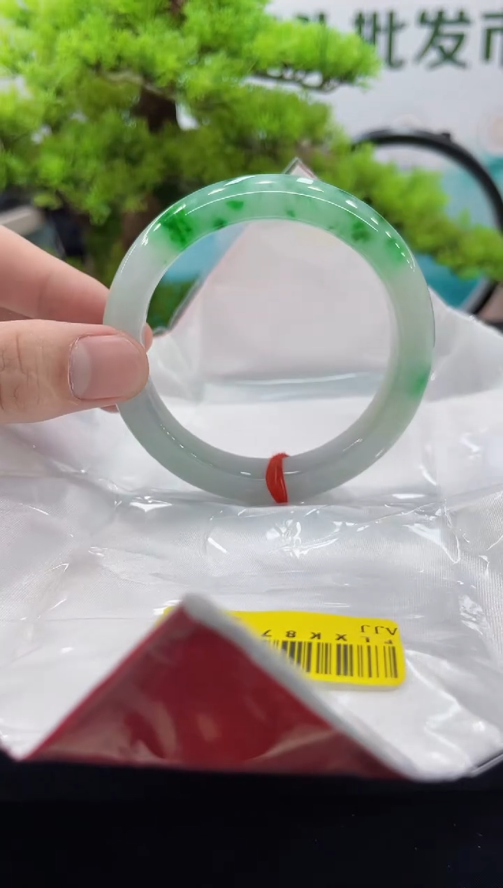 【闪购商品】翡翠手镯未镶嵌手镯