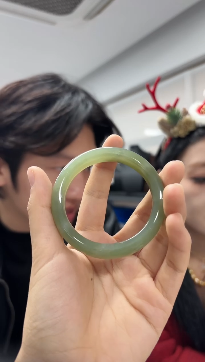 未镶嵌手镯和田玉（多样性发一件）圈口52