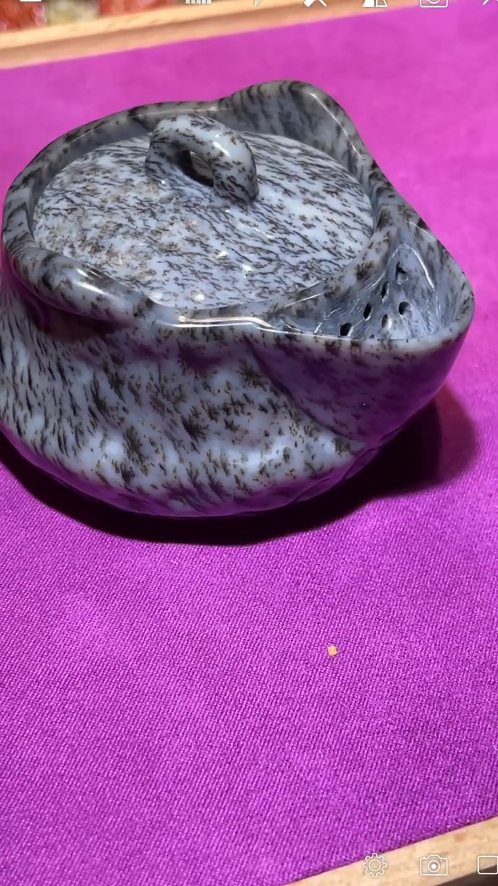 【闪购商品】和田玉DQ未镶嵌茶壶特色手把件