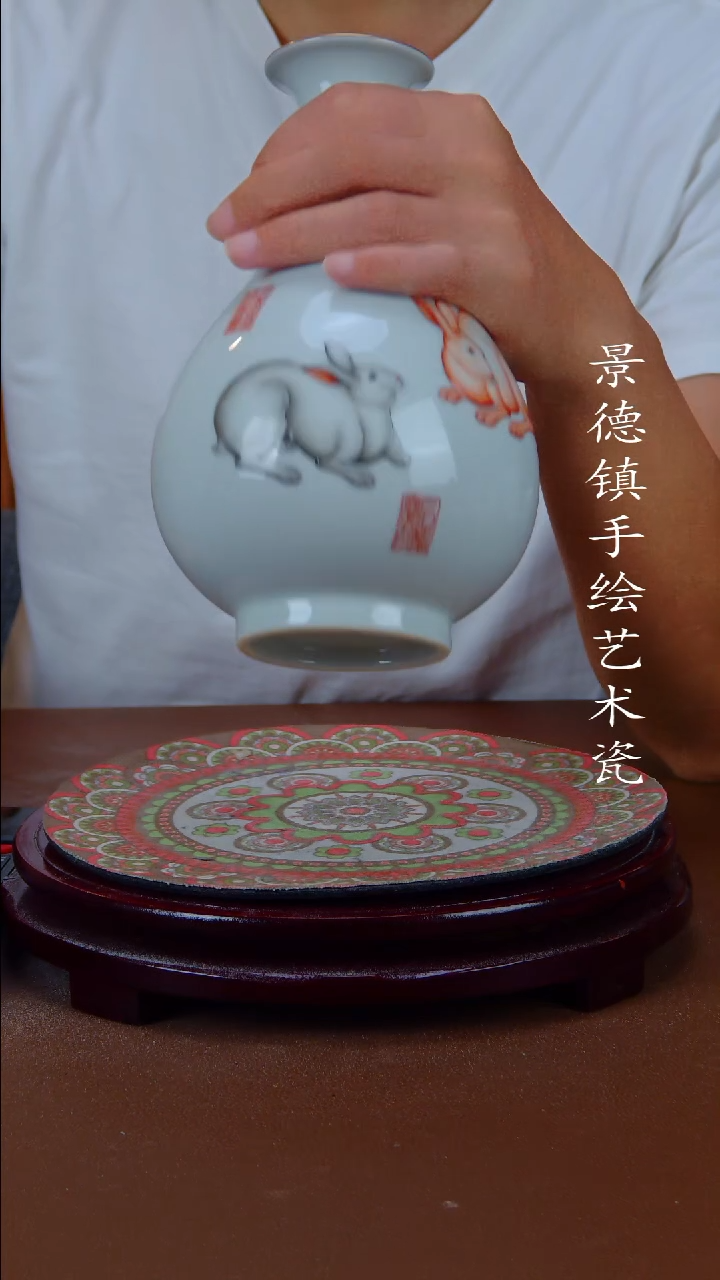 现代景德镇手工手绘陶瓷摆件69