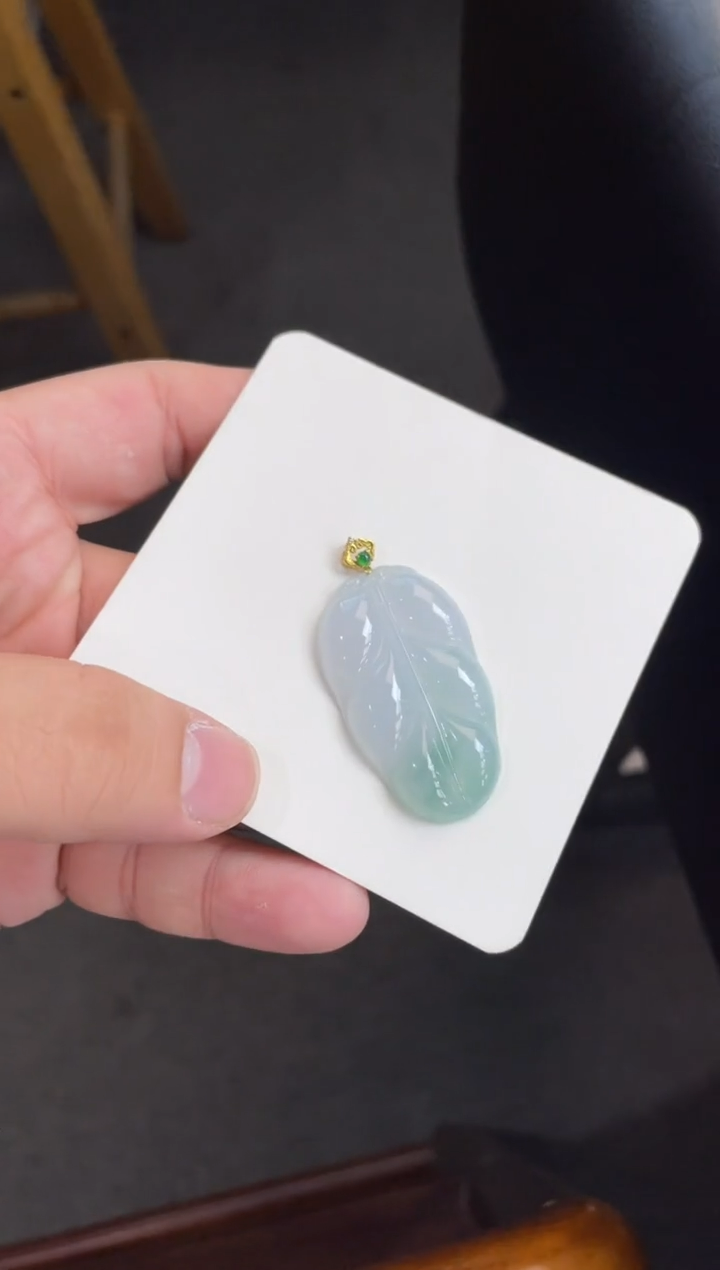 颈饰18K金镶嵌翡翠DDJ65773/多样性发一件