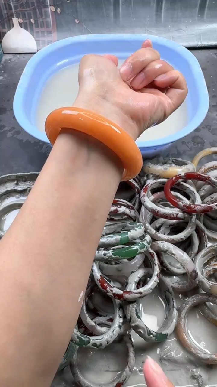 石英质玉手镯未镶嵌22 6566