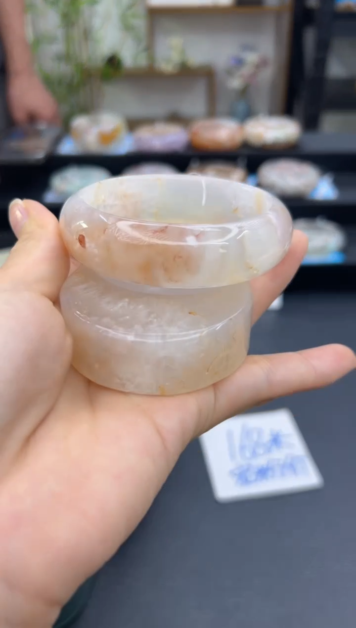 【闪购商品】石英质玉手镯未镶嵌A108(58圈赠送镯心)