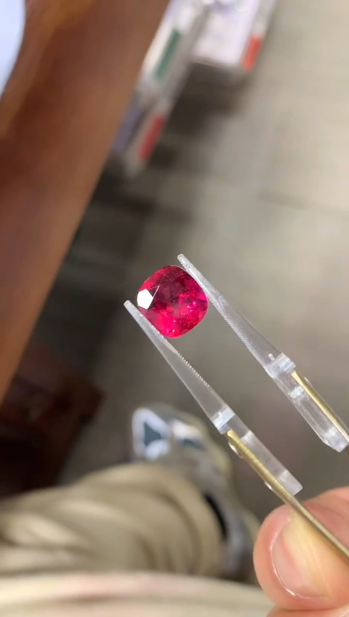 【闪购商品】碧玺裸石未镶嵌一粒5.1ct  8