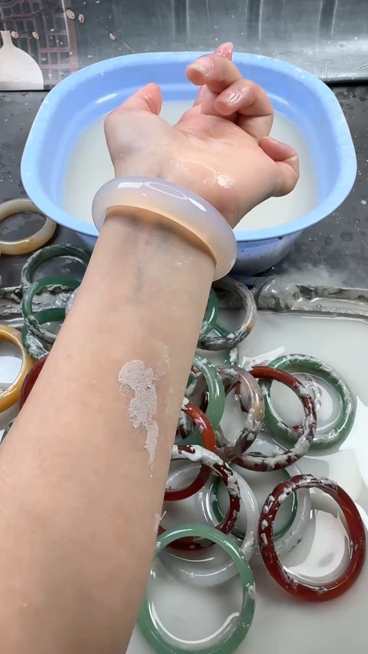 【闪购商品】玛瑙/玉髓手镯未镶嵌83