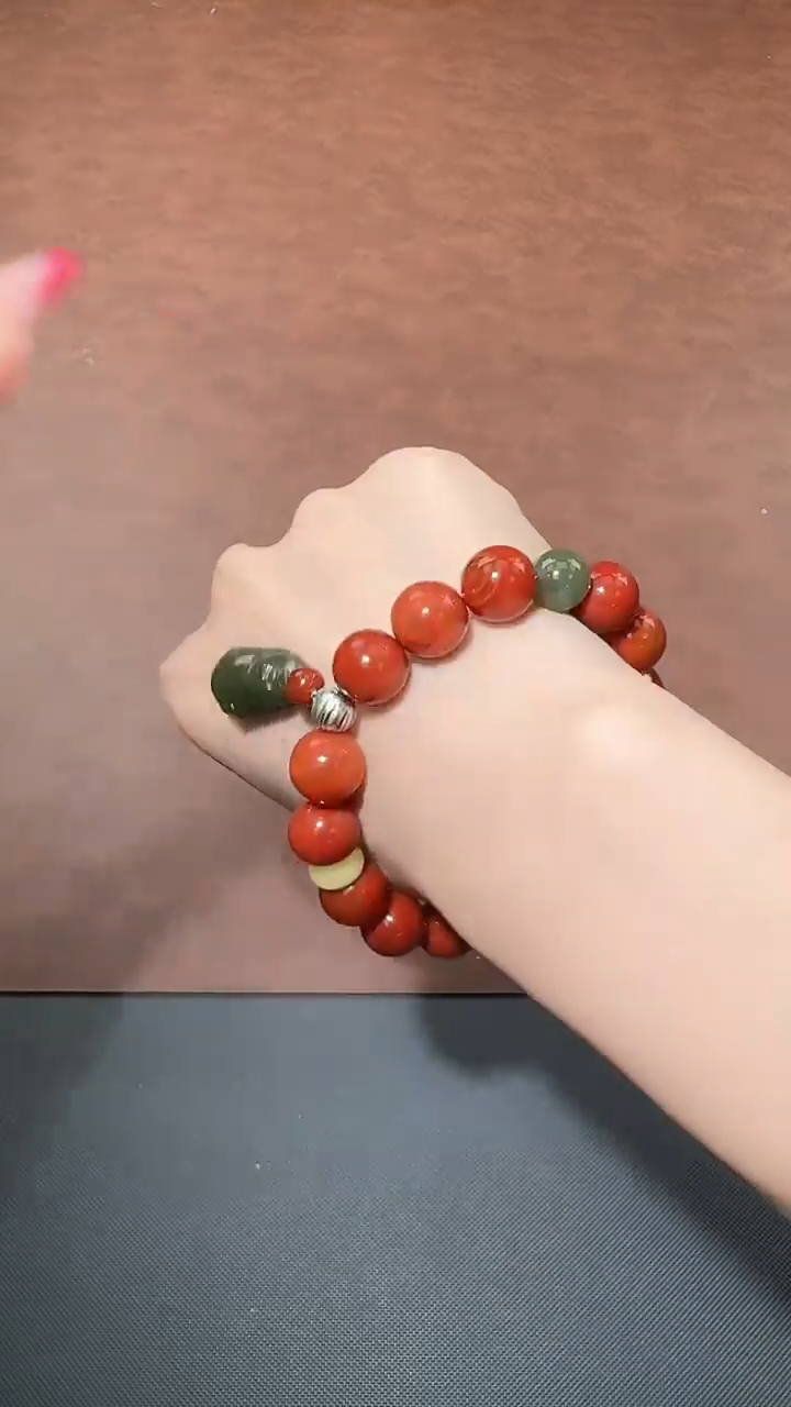 未镶嵌手链南红玛瑙  B5621 多样性发货其一