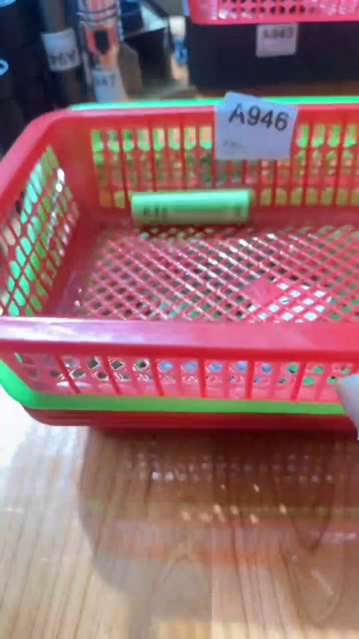 A946电池18650三千毫安发1只