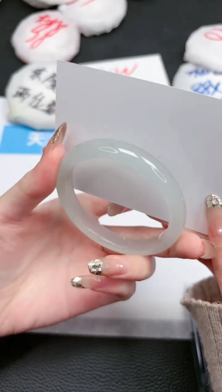 【闪购商品】石英质玉手镯未镶嵌436-54.1