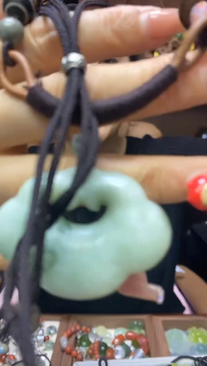 【闪购商品】岫玉吊坠未镶嵌·