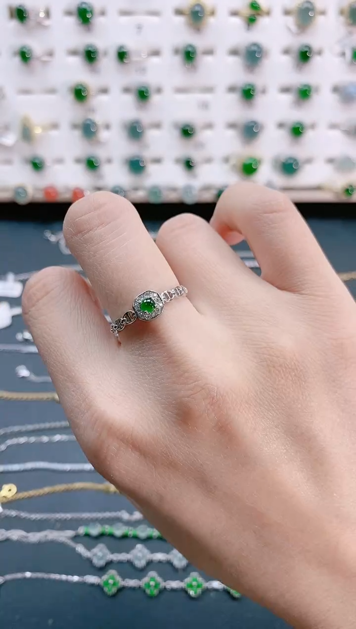 【闪购商品】翡翠戒指银S925镶嵌天然翡翠