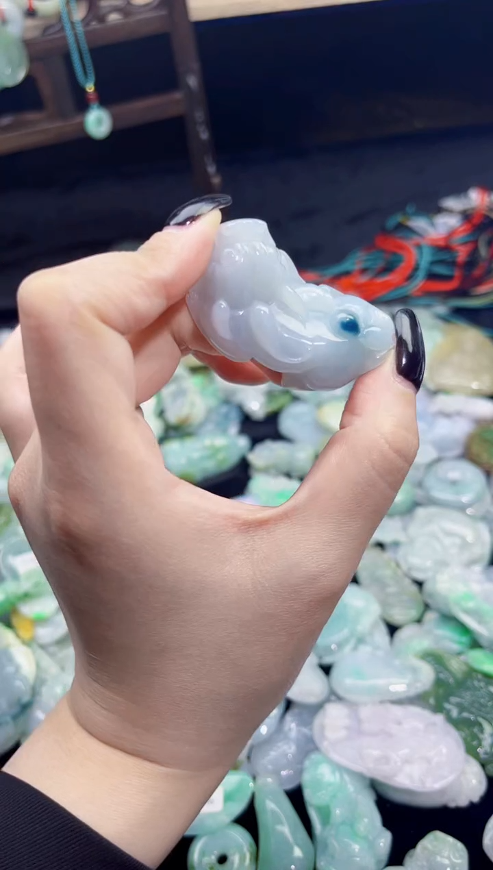 吊坠(不含链)未镶嵌翡翠天然翡翠吊坠A货