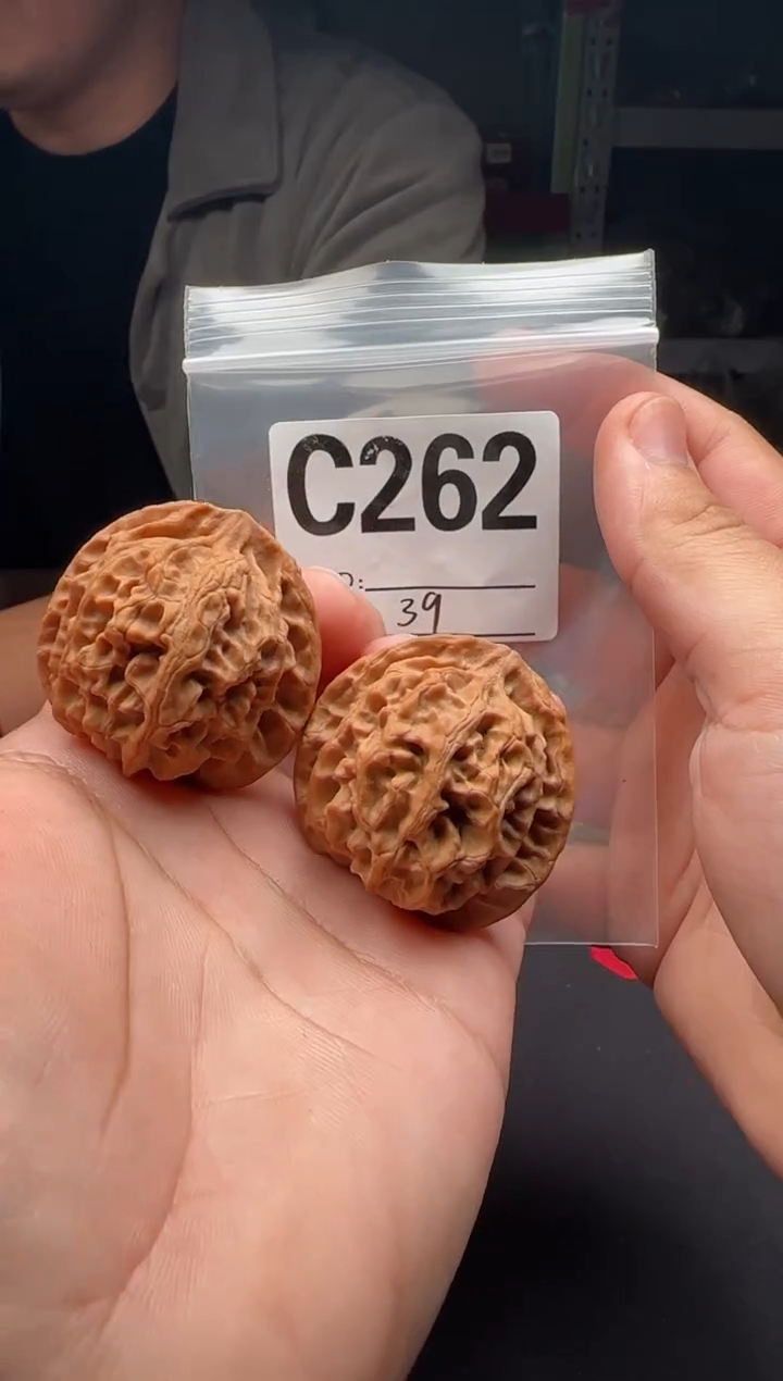 吊坠文玩核桃苹果园39-C262