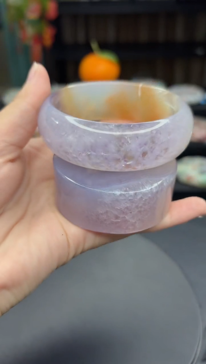 【闪购商品】石英质玉手镯未镶嵌158（62圈赠送镯心）