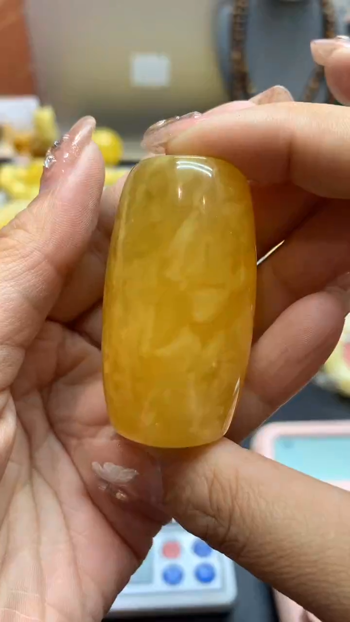 【闪购商品】未镶嵌琥珀珠宝奇石323