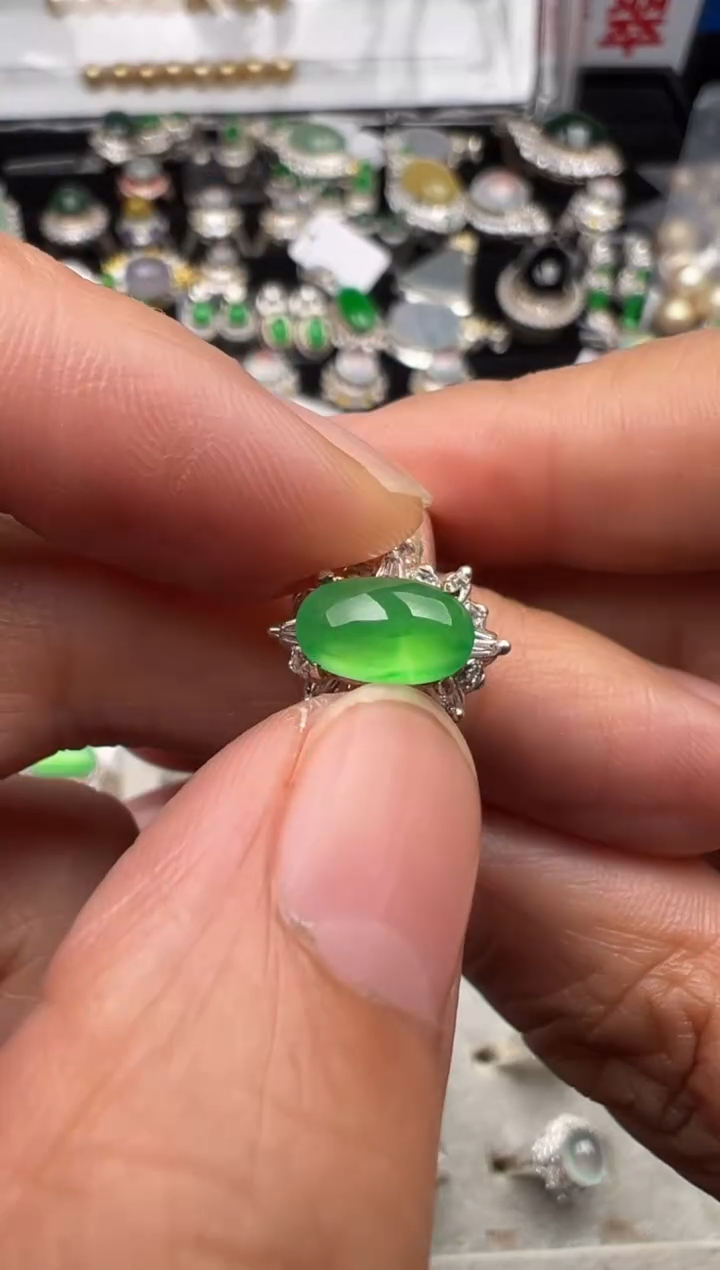 【闪购商品】定制翡翠未镶嵌A货翡翠