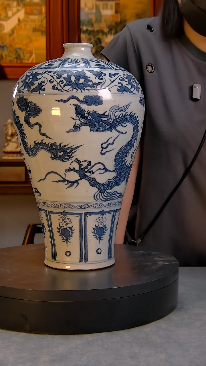青花龙纹梅瓶精品陶瓷