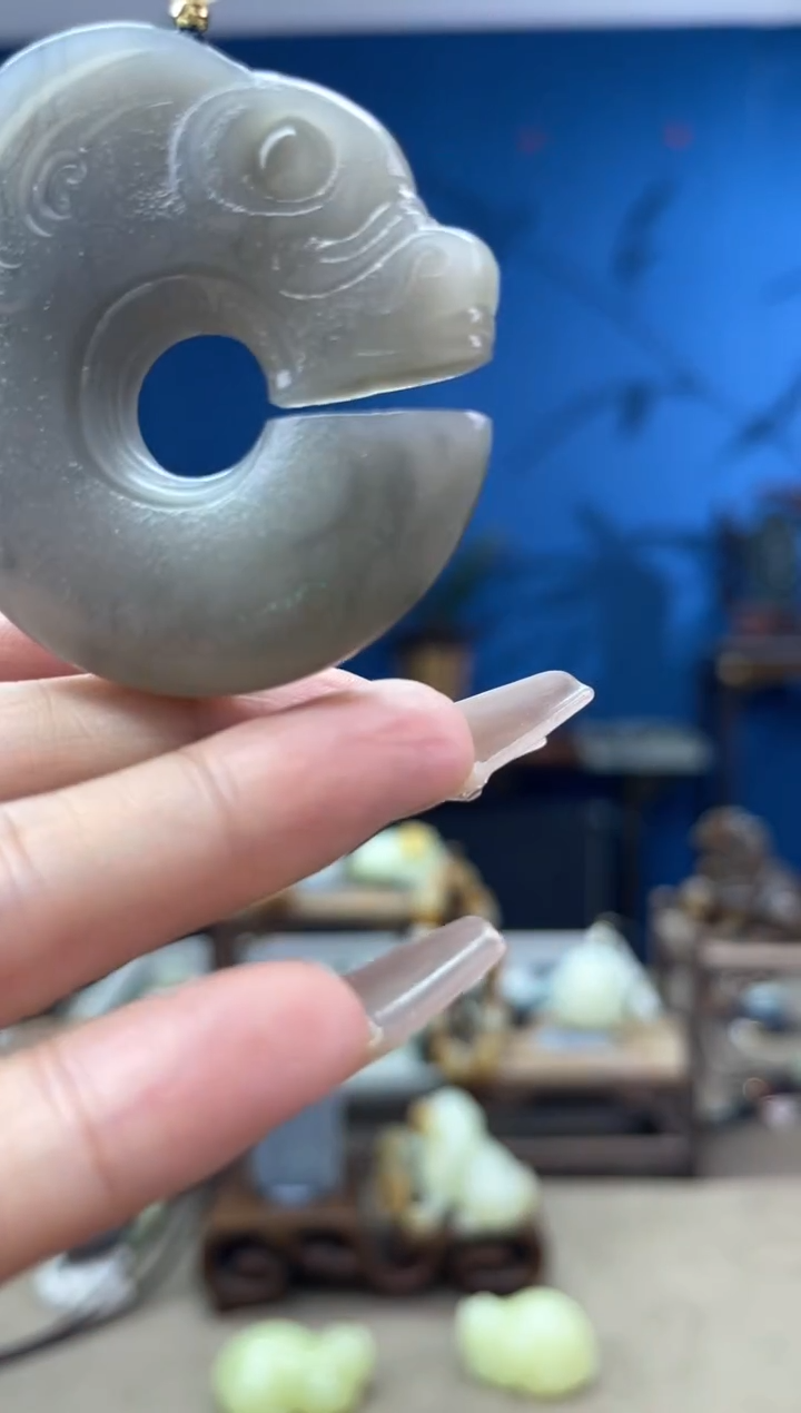 和田玉未镶嵌颈饰1