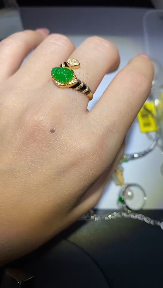 【闪购商品】翡翠戒指18K金镶嵌18k金戒指