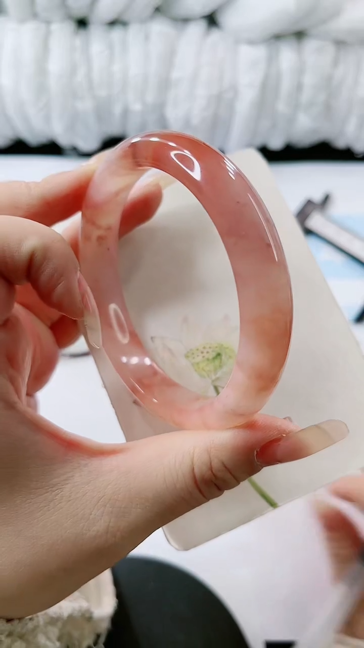 【闪购商品】石英质玉手镯未镶嵌多样性发货E617-62