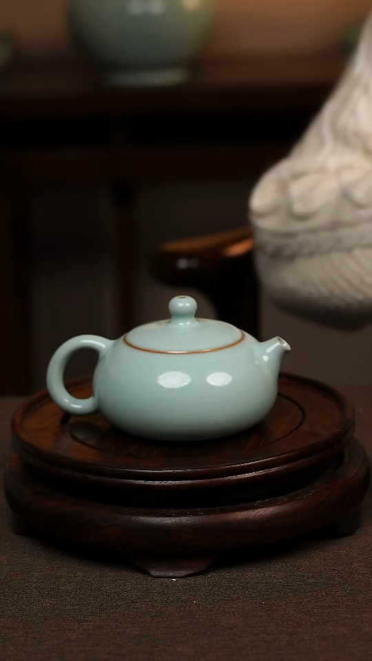 瓷片天青色全手工扁西施200ml微瑕不带礼盒