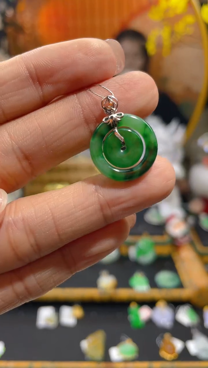 【闪购商品】翡翠颈饰18K金镶嵌假一赔三