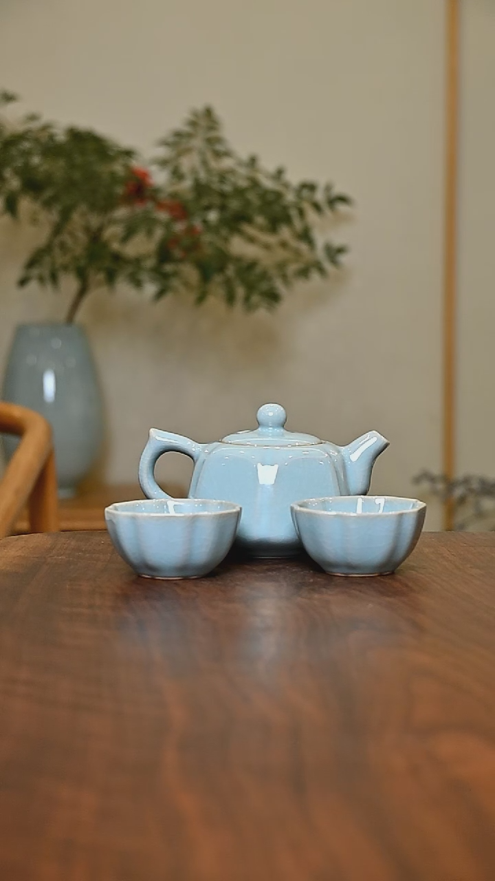 六合泰平一壶二杯 天青 微瑕 朱家汝窑款