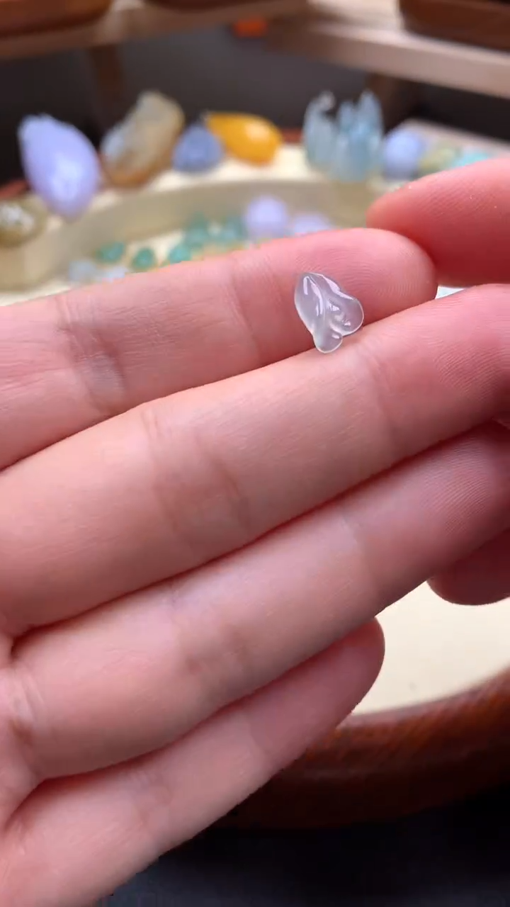 【闪购商品】翡翠颈饰未镶嵌翡翠冰花花