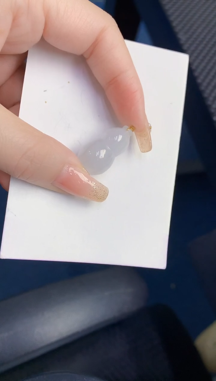 颈饰18K金镶嵌翡翠缅甸天然翡翠A货