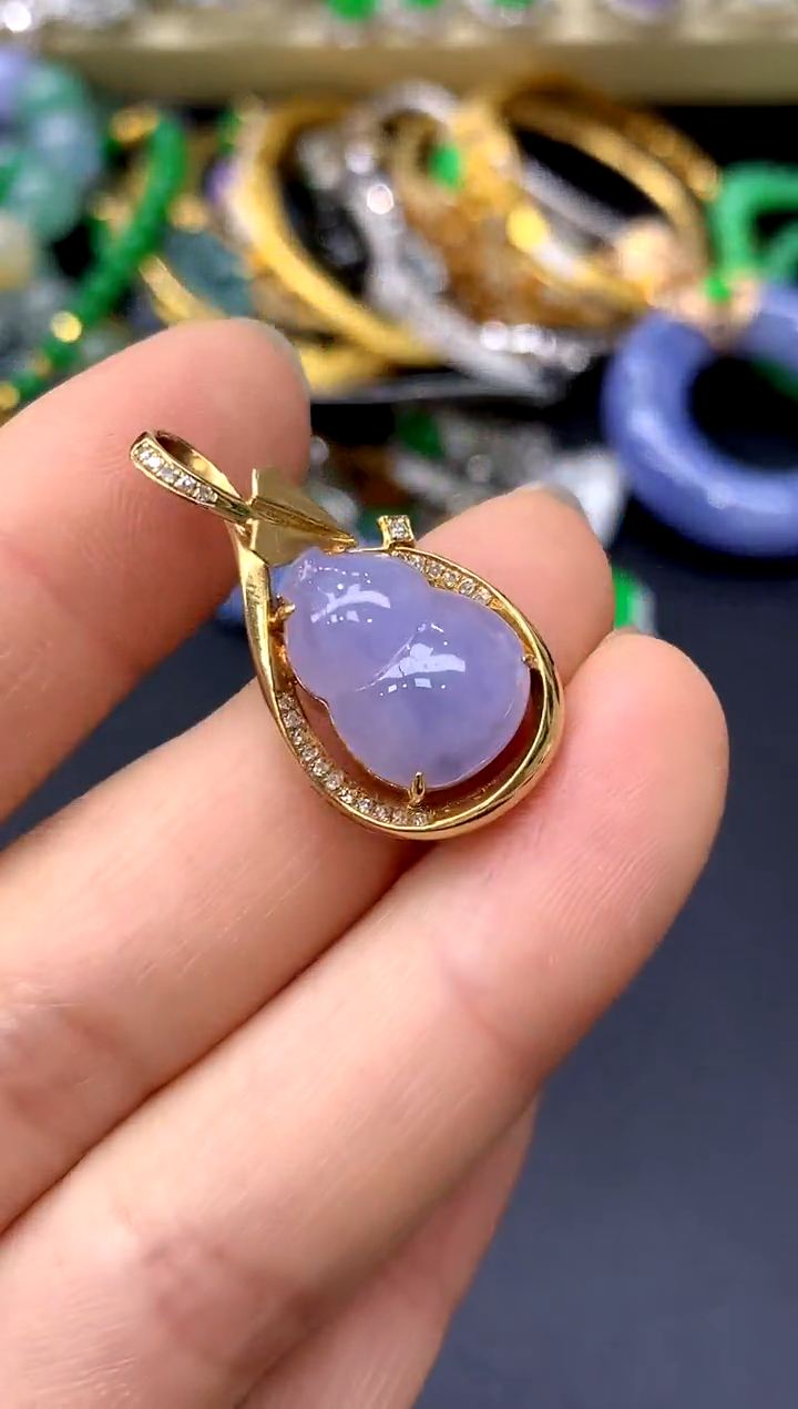 颈饰18K金镶嵌翡翠304-中国好珍宝