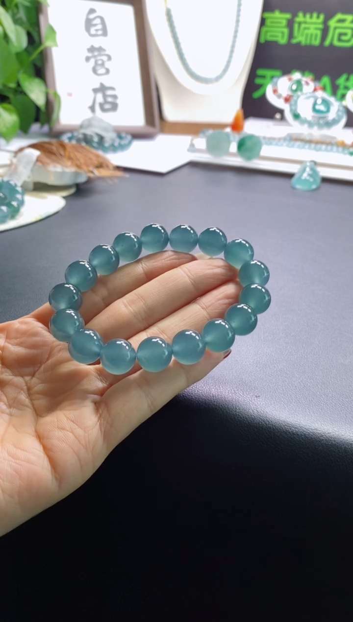 颈饰未镶嵌翡翠乘*0567898799（298*17颗）卡12左右