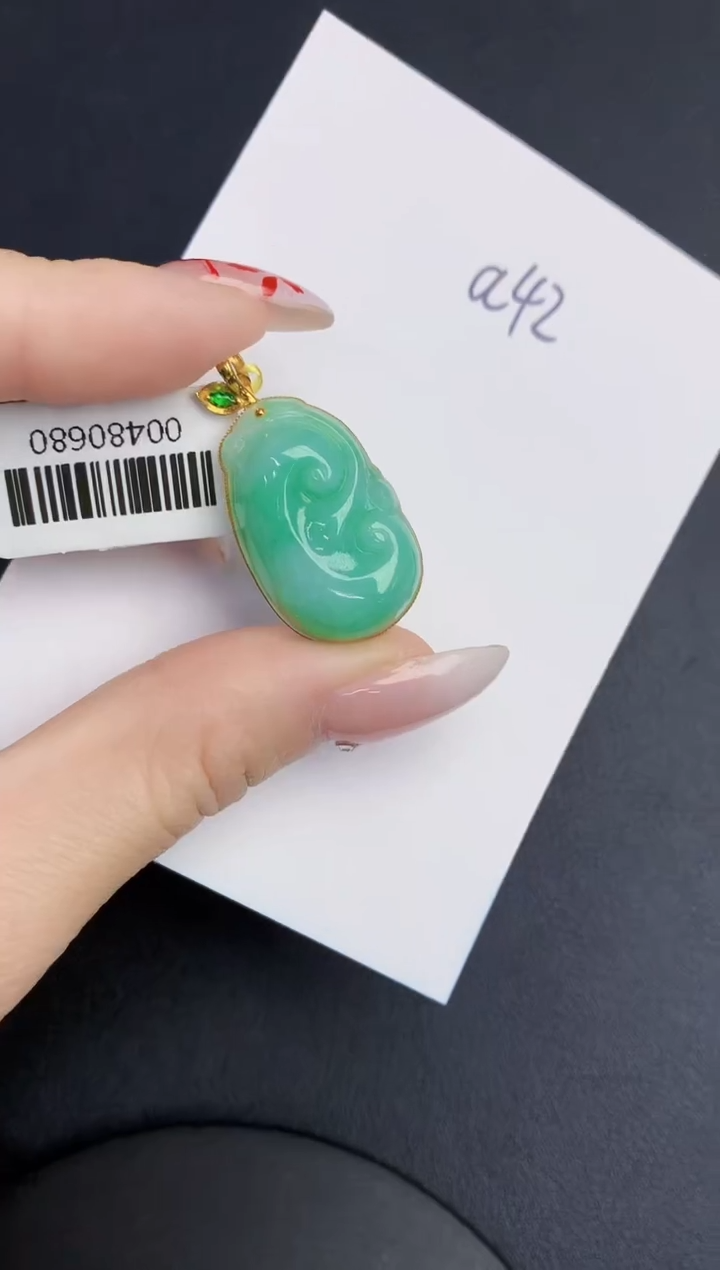 【闪购商品】翡翠颈饰18K金镶嵌000000000000