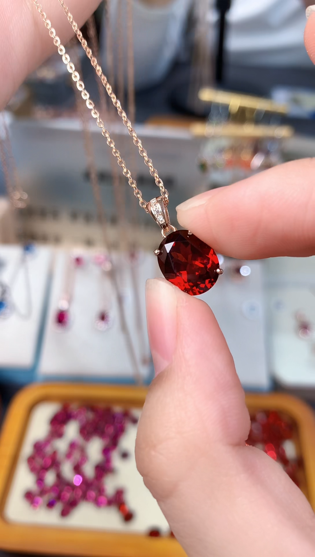 【闪购商品】石榴石吊坠银S925镶嵌天然9*11