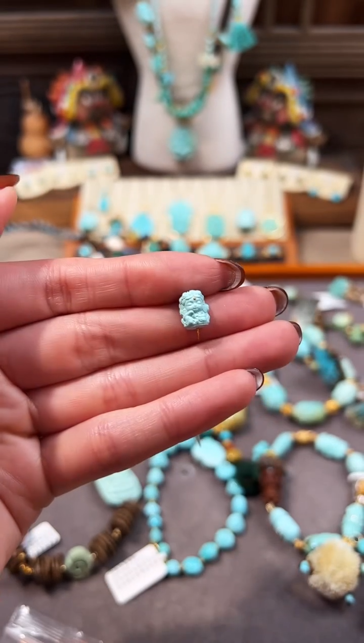 未镶嵌绿松石配饰度母