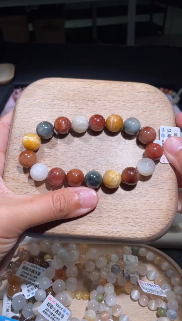 【闪购商品】水晶手链未镶嵌44号多样性发货一N 约12+