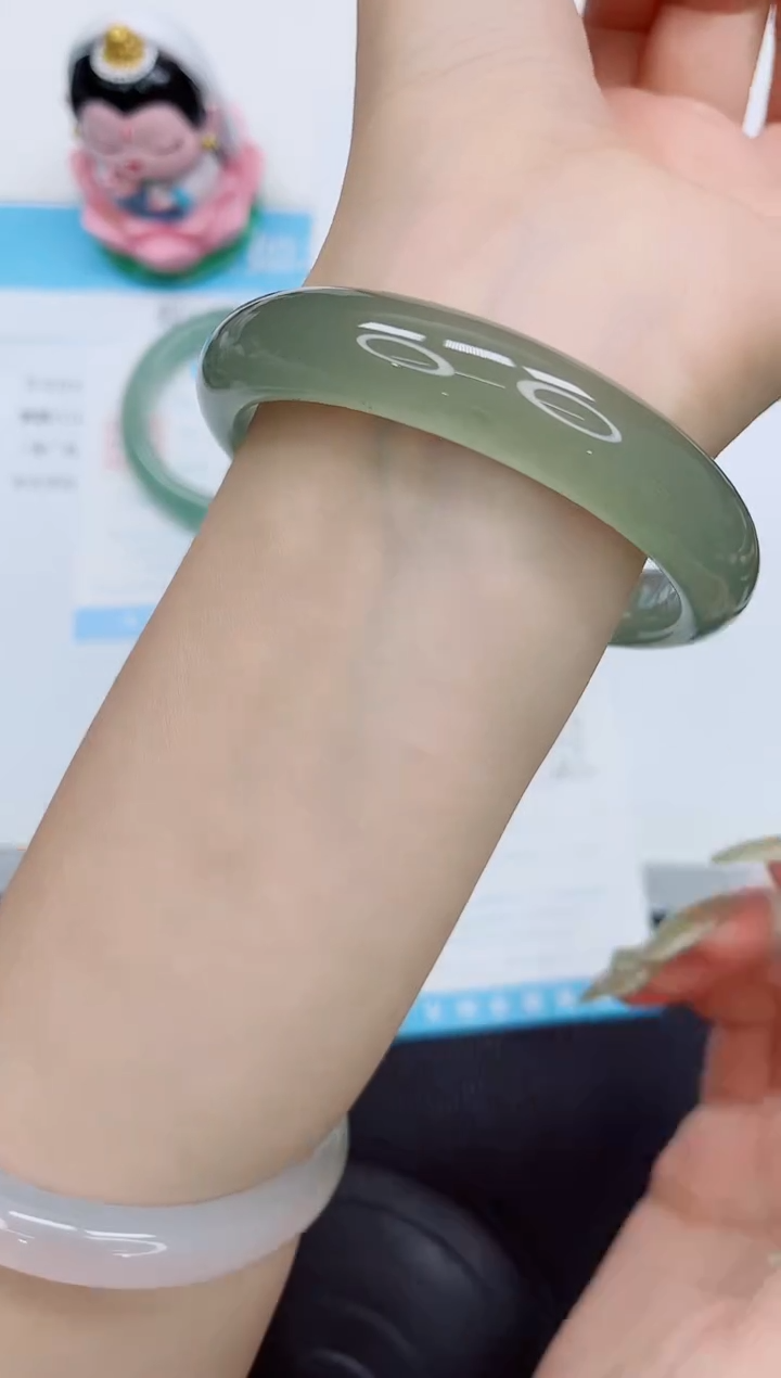 石英质玉手镯未镶嵌278-58.5