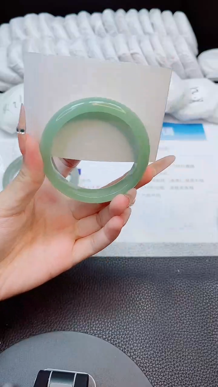 未镶嵌手镯石英质玉112-54