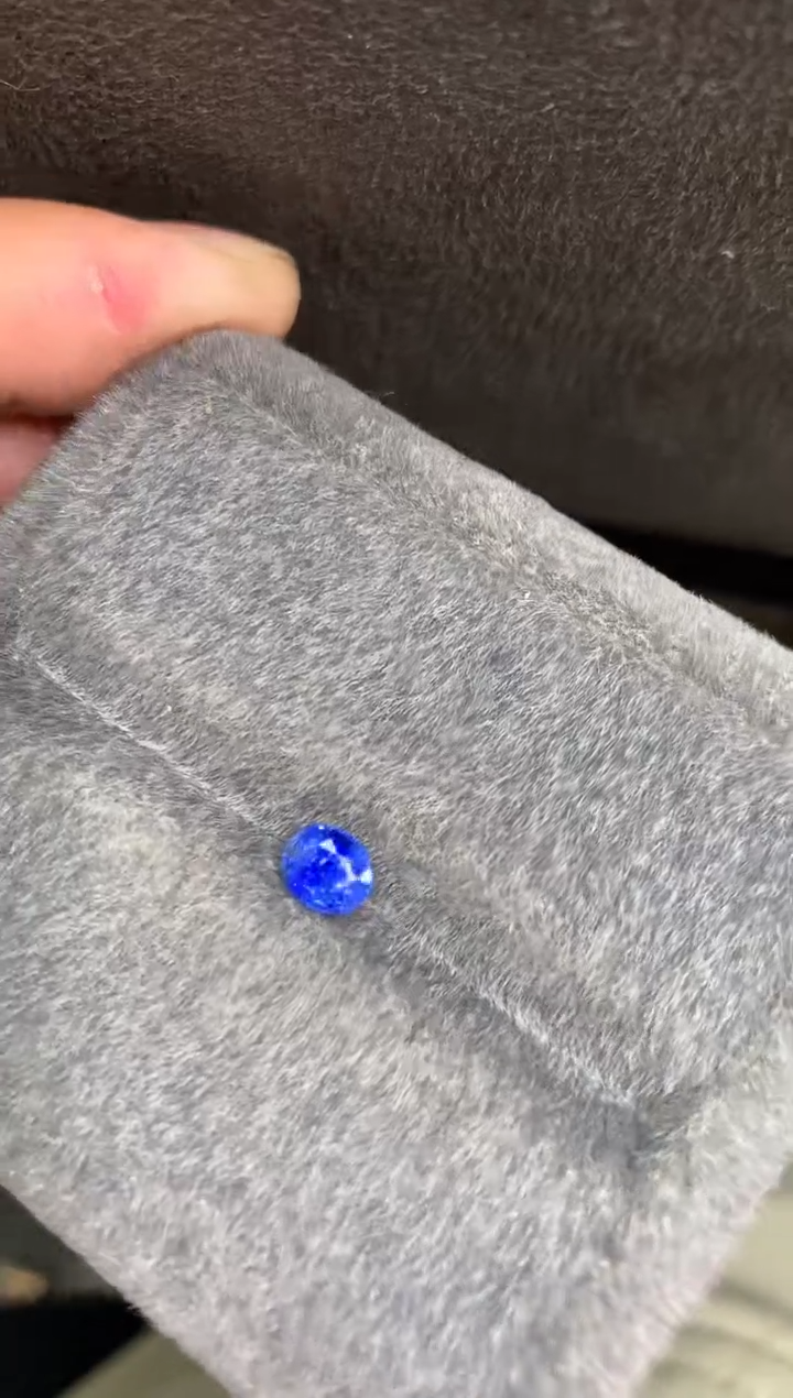 【闪购商品】蓝宝石裸石未镶嵌a-272 1.07ct 无烧