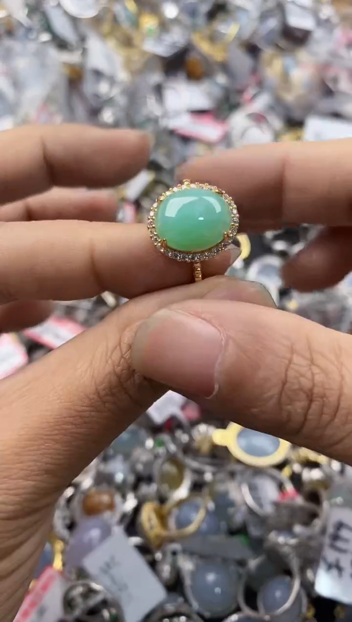 银S925镶嵌戒指翡翠888            4