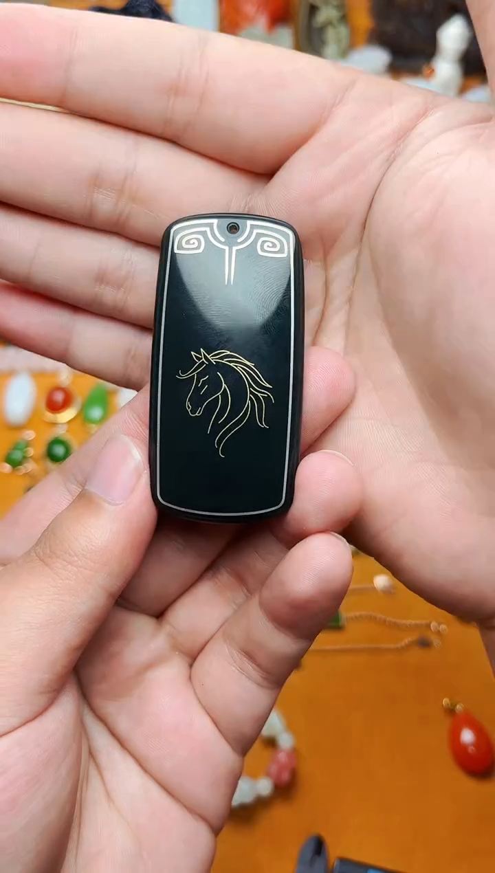 【闪购商品】和田玉颈饰未镶嵌马