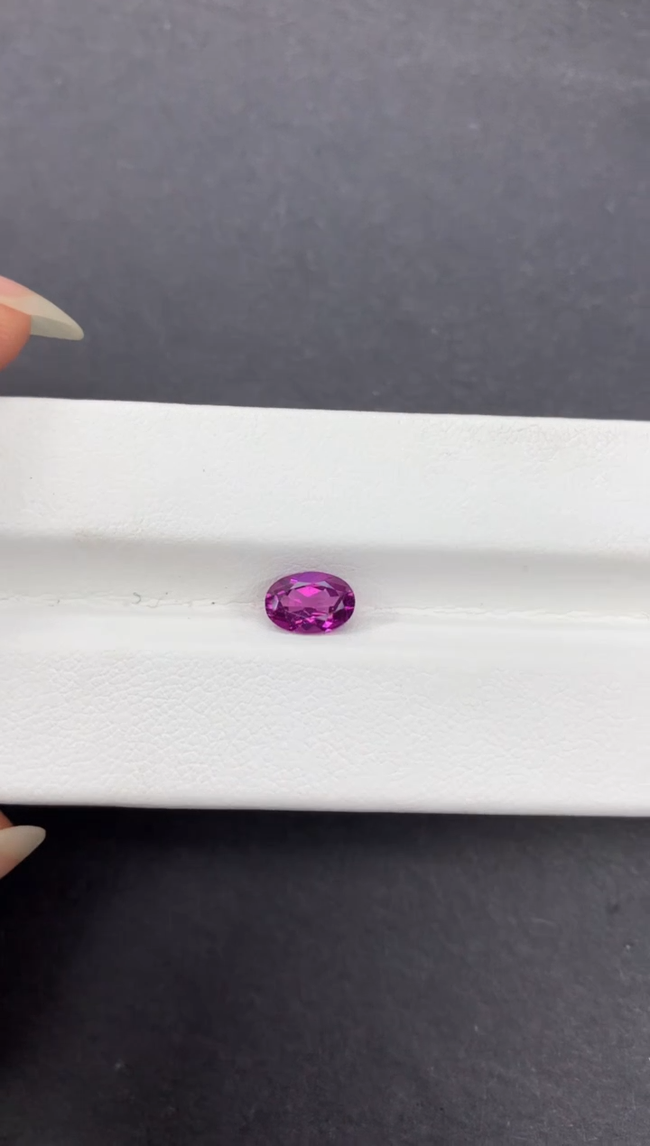 【闪购商品】石榴石裸石未镶嵌90分