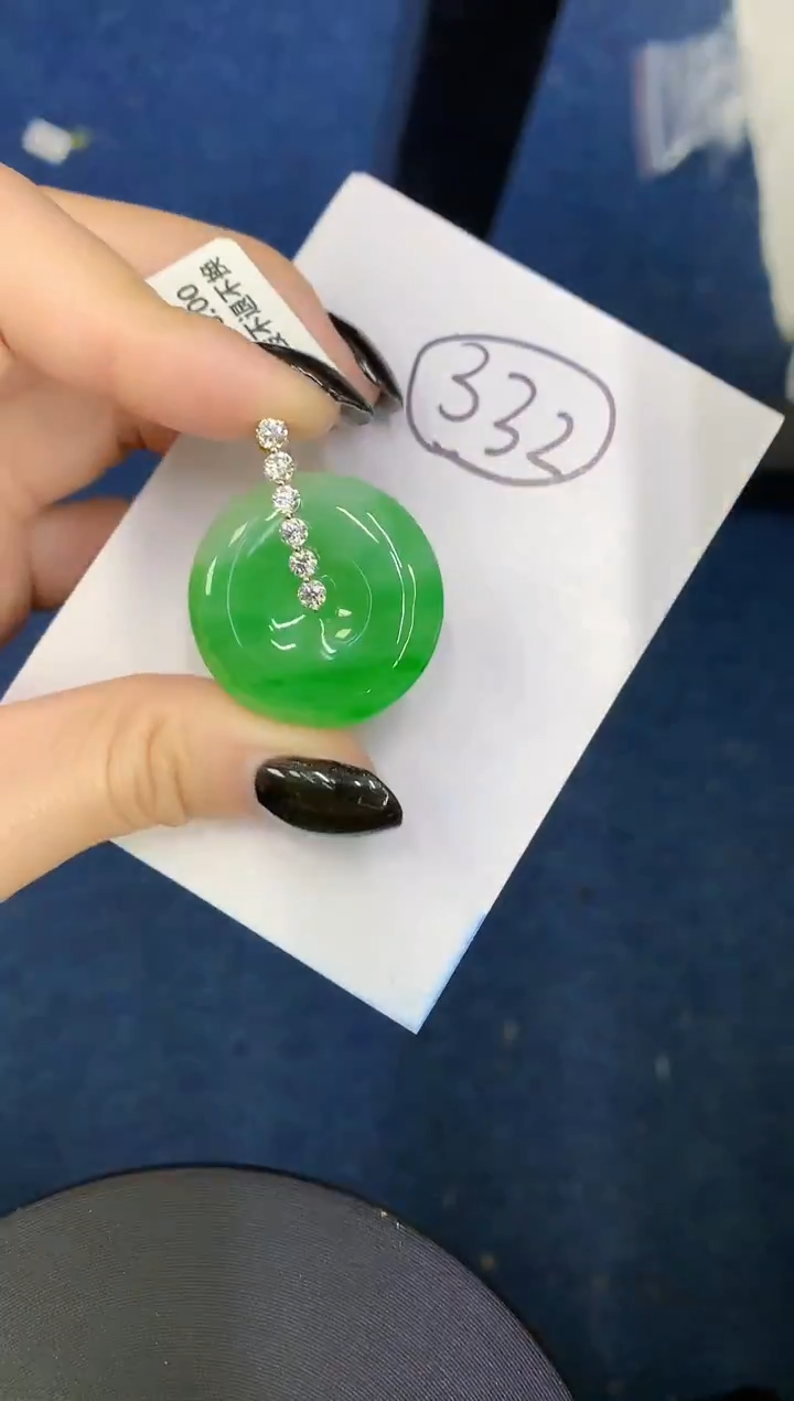【闪购商品】翡翠颈饰18K金镶嵌0000000000
