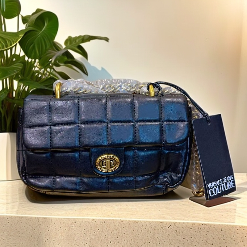 95新 VERSACE/范思哲 黑色方格斜挎单肩包 1182 9095